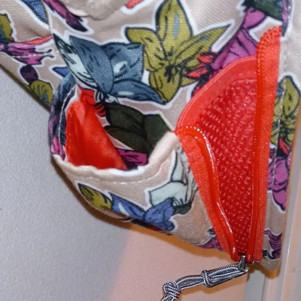 NWOT Vera Bradley Floral Messenger / Laptop Bag